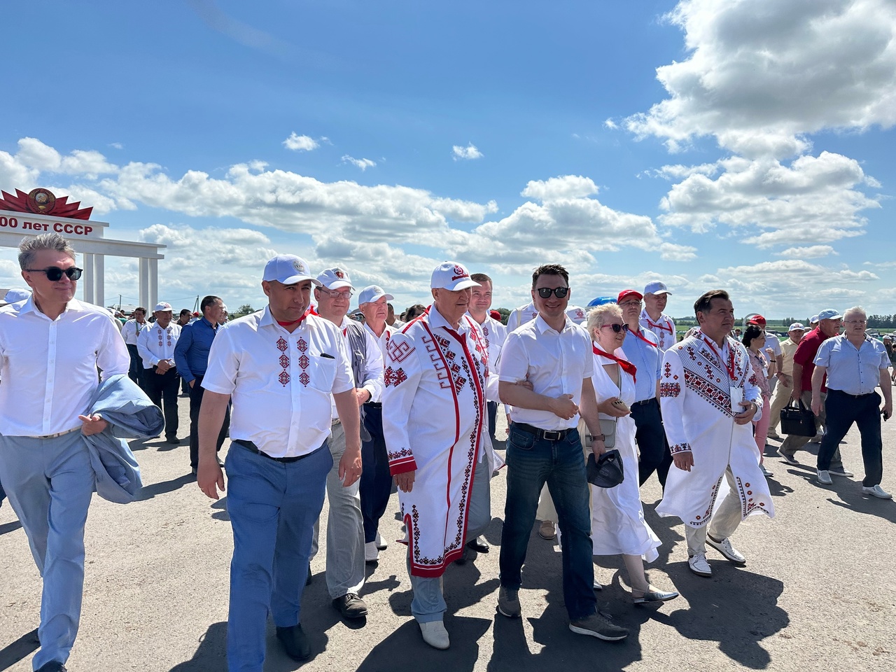 Накануне делегацией КПРФ посетили праздник чувашской культуры «Уяв», который прошел в селе Сиктерме Алькеевского района Татарстана.