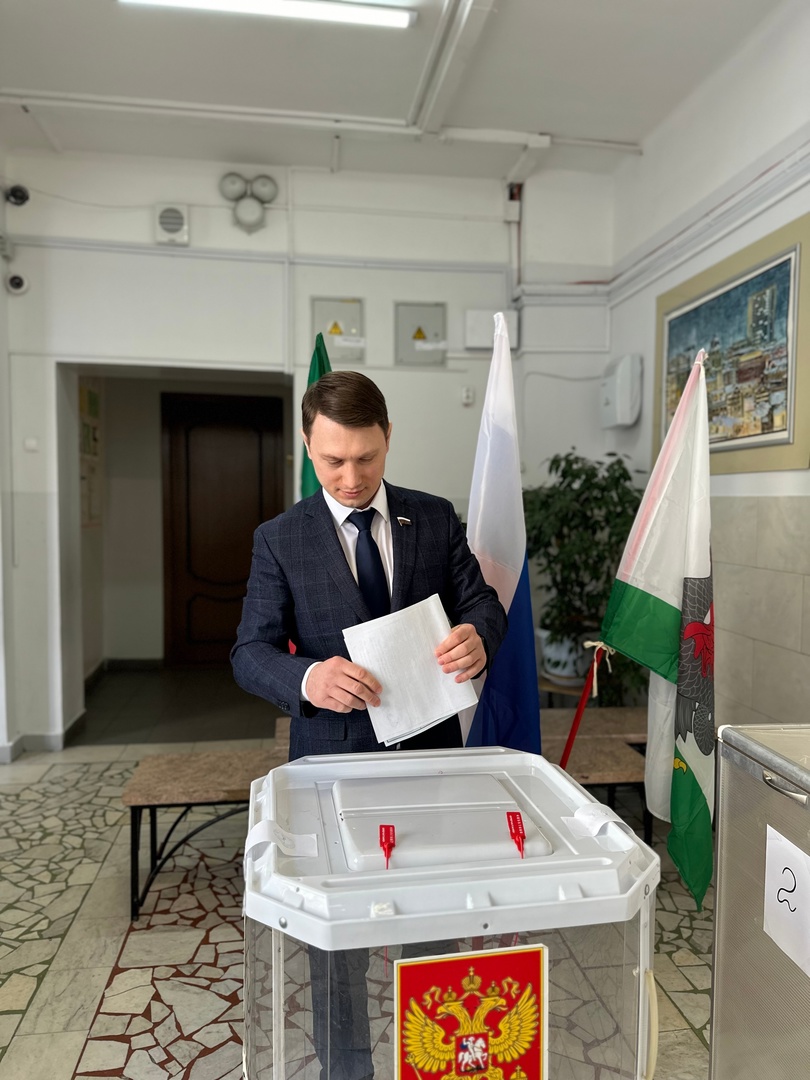Сегодня в родной Казани проголосовал на выборах Президента Российской Федерации. 