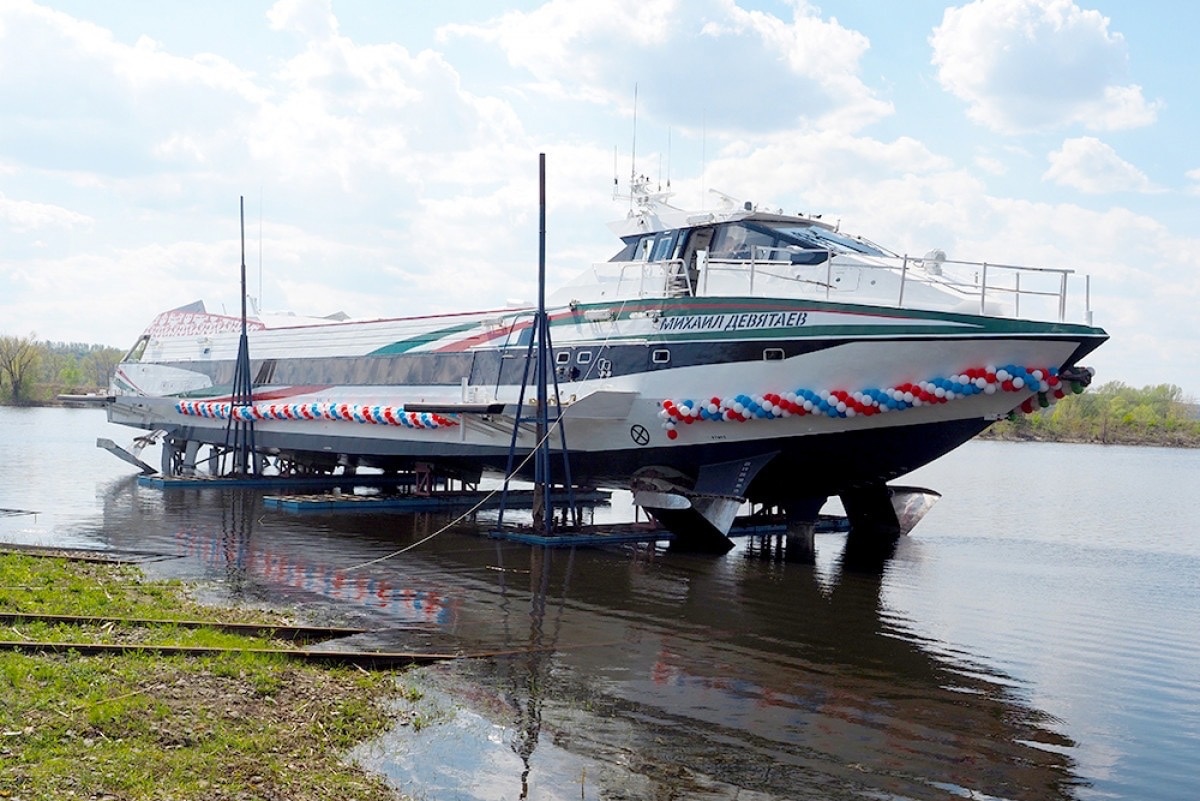 Накануне на Зеленодольском заводе имени А.М. Горького прошла торжественная церемония спуска на воду скоростного пассажирского судна «Метеор-2020».